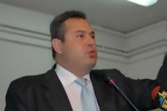 ΝΑ ΒΓΑΙΝΕΙ Ο ΚΑΜΜΕΝΟΣ ΣΥΝΕΧΕΙΑ