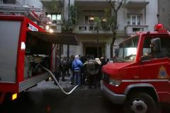 Ολοκληρώθηκε η κατάσβεση στο γραφείο του Κ.Σημίτη – Δεν υπήρξαν τραυματισμοί