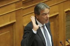 Κόντεψαν να πιαστούν στα χέρια μέσα στη βουλή!
