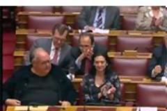 ΔΕΙΤΕ: Ο ΠΑΓΚΑΛΟΣ ΜΕ...ΣΠΟΡ ΝΤΥΣΙΜΟ!