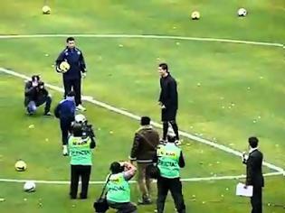 Φωτογραφία για VIDEO: Ο Ronaldo ντροπιάζεται από ένα παιδί μέσα στο γήπεδο, δείτε αυτό το Video