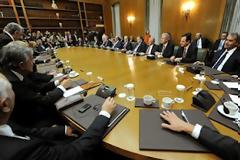 Νέα παρέμβαση για τις τροπολογίες