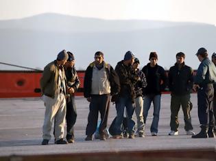 Φωτογραφία για Σύσκεψη στην Πάτρα για τα κέντρα μεταναστών