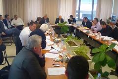 Ναι με αλλά από τους δημάρχους της Στερεάς, για τα κέντρα μεταναστών