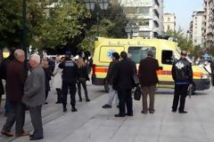 VIDEO: Φεύγω για να μην αφήσω χρέη στα παιδιά μου!