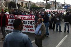 Πορεία οικοδόμων στο κέντρο της Αθήνας