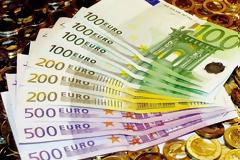 Επαναφέρουν τη ρύθμιση για τα υπερχρεωμένα νοικοκυριά