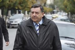 Επίθεση Καρατζαφέρη για τις τροπολογίες