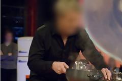 Πασίγνωστος Σεφ της Τηλεόρασης μπλεγμένος Σε 