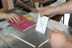 Ετοιμάζουν νέα διχαστικά διλήμματα