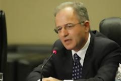 «Σεβασμό, ανεξάρτητα με το αν τα φάγαν τα παιδιά του ή τα έφαγε ο ίδιος»