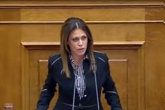 Ανεξάρτητη βουλευτή η Άρια Αγάτσα - Παραιτήθηκε απο το ΠΑΣΟΚ
