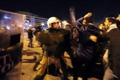 Δέκα  συνολικά συλλήψεις στο Σύνταγμα