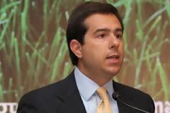 Αυγό κατά Μηταράκη από Νεοδημοκράτη