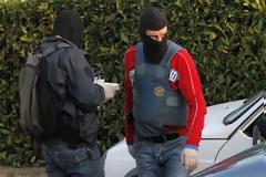 Στο στόχαστρο της αντιτρομοκρατικής στη Γαλλία εξτρεμιστικές ομάδες