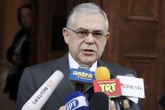Συγκλονίστηκε ο Παπαδήμος απο τον θάνατο του 77χρονου