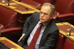 Ερώτηση αναγνώστη στον Μπεγλίτη