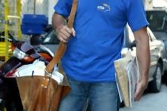 Κουκουλοφόροι λήστεψαν με καραμπίνα ταχυδρόμο που μοίραζε συντάξεις!!!