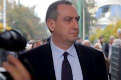 Ερασιτέχνες προβοκάτορες!