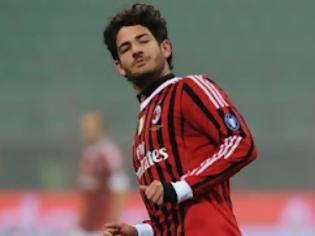 Φωτογραφία για Έξω ο Πάτο, έξαλλος ο Μπερλουσκόνι!