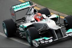 McLaren με Schumi δηλωνουν παρων...