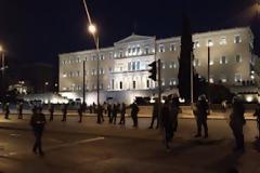 ΣΥΝΤΑΓΜΑ: Χτύπησαν δημοσιογράφους
