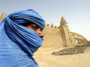 Φωτογραφία για Ο βορράς στα χέρια των Τουαρέγκ  Η Αλ Κάιντα απλώνει τα πλοκάμια της στο Μάλι και η Δύση θορυβείται