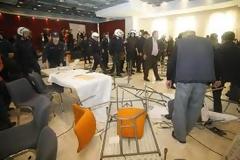 Γυαλιά καρφιά στο Περιφερειακό Συμβούλιο Τρίπολης [video]