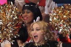 H Madonna νοσταλγεί το φιλί με την Britney