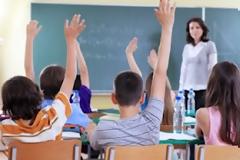 Παράταση για την αξιολόγηση των εκπαιδευτικών, ζήτησε ο Γ. Μπαμπινιώτης