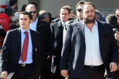 ΒΑΛΒΕΡΔΕ: Είμαι στη διάθεση του προέδρου