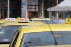 Μεταφορά λαθρομεταναστών με... ταξί