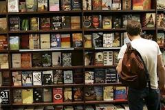 Ξεκινούν τα πασχαλινά παζάρια βιβλίου