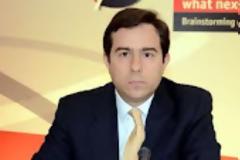 Οι επτά(!) πυλώνες για την ανάπτυξη του Νότη Μηταράκη