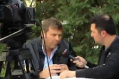 Γκλέτσος: «Ηλίθιος» ο αστυνομικός που χτύπησε τον φωτορεπόρτερ