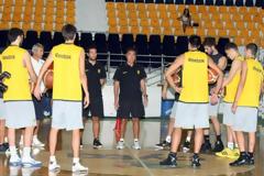 Η αποχή καλά κρατεί στον Άρη