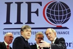 Νταλάρα: Αποκλείεται νέα αναδιάρθρωση του χρέους