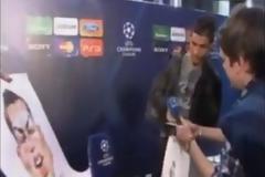 Η καρικατούρα και η απάντηση του Ρονάλντο!!