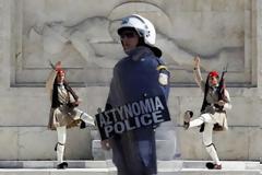 Η Ελλάδα πρέπει να πεθάνει, για να αναστηθεί