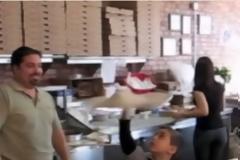 VIDEO: Ο 7χρονος μαέστρος της πίτσας!!!