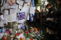 Πλήθος κόσμου παραβρέθηκε στην κηδεία του Δημήτρη Χριστούλα