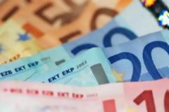 Συνδικαλιστής με μισθό 14.000 ευρώ