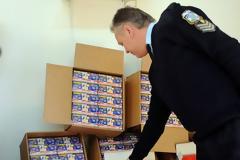 Τον συνέλαβαν για κατοχή 2.500 κροτίδων