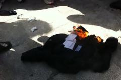 Προκαλούσε τον κόσμο ο αστυνομικός που χτυπήθηκε από τους διαδηλωτές!