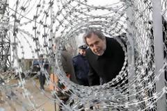 Στα χαρτιά ο φράχτης του Έβρου