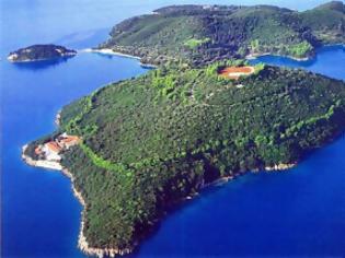 Φωτογραφία για Aποκάλυψη: Το ιστορικό νησί Σκορπιός του Ωνάση πουλήθηκε σε Ρώσο μεγιστάνα