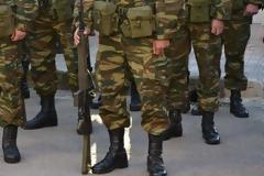 30χρονη έγινε άντρας και πάει φαντάρος