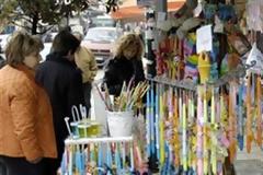 Αυτό είναι το εορταστικό ωράριο για το Πάσχα - Mεταφέρεται η αργία της Πρωτομαγιάς