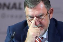Τραπεζίτης επέστρεψε 2 εκατ. ευρώ από το μπόνους γιατί του φάνηκε υπερβολικό