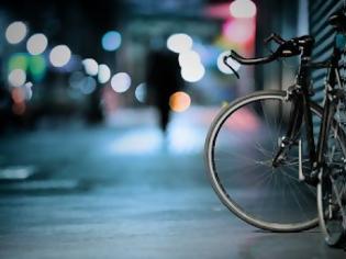 Φωτογραφία για Ποιες παγίδες πρέπει να προσέχουν οι ποδηλάτες στους ελληνικούς δρόμους;